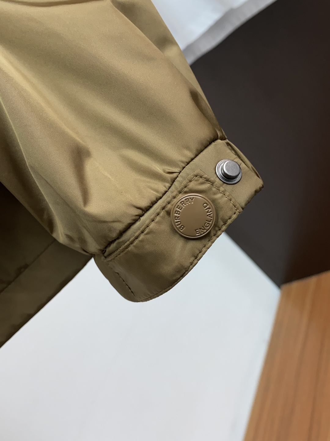 巴宝莉 2025年秋冬新款 官网 高端原厂代工出品，官方经典王牌单品！最新棉衣夹克外套 多明星穿搭示范款