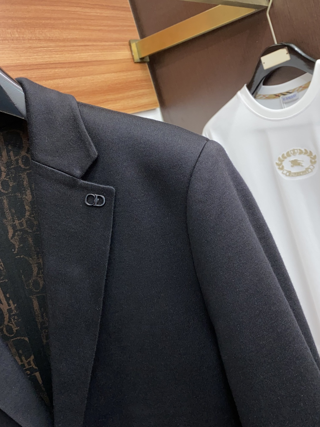 迪奥 2025年秋冬新款 官网 高端原厂代工出品，官方经典王牌单品！最新羊毛夹克外套 多明星穿搭示范款！