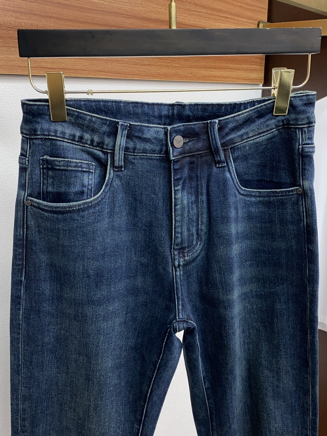 阿玛尼 2025SS秋冬 新品 原单男士修身牛仔休闲裤 纯血统品 G柜7000+ 每季必出的类型，无需质