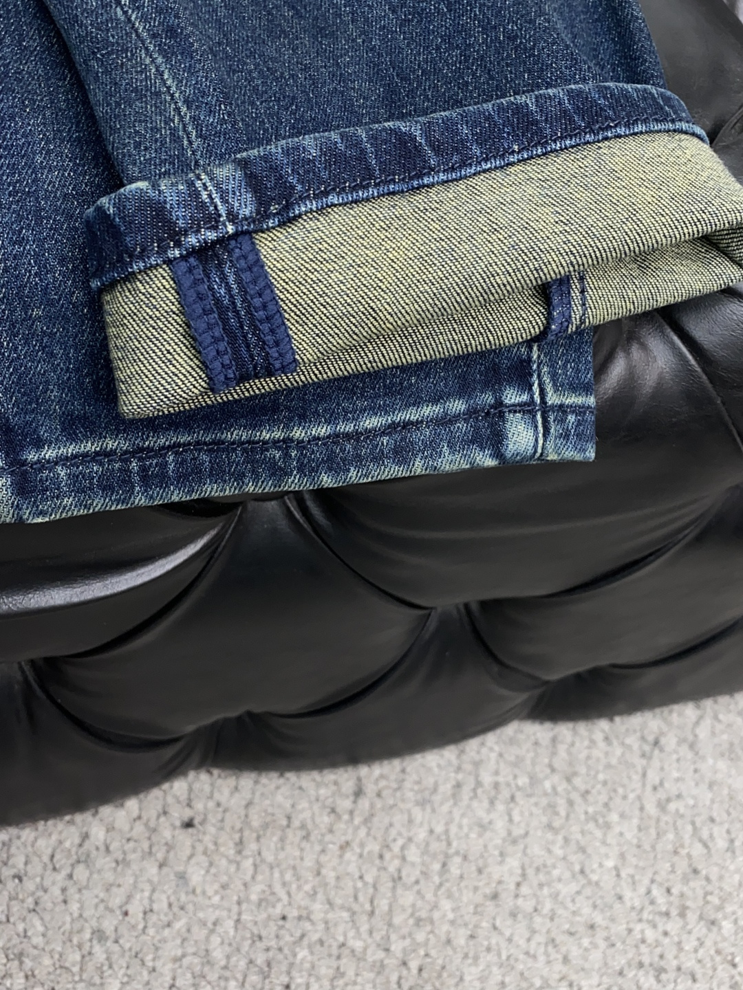 阿玛尼 2025SS秋冬 新品 原单男士修身牛仔休闲裤 纯血统品 G柜7000+ 每季必出的类型，无需质