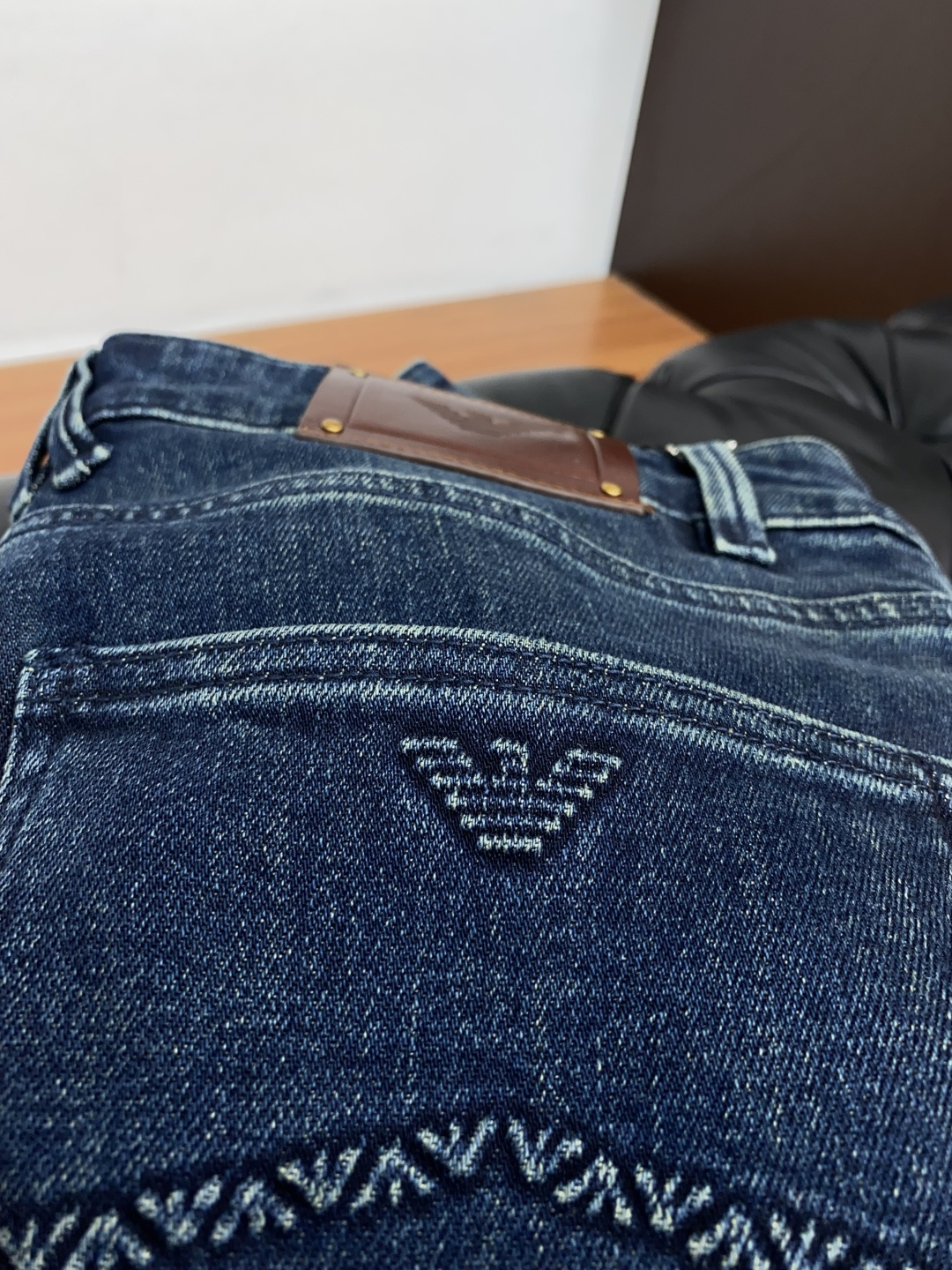 阿玛尼 2025SS秋冬 新品 原单男士修身牛仔休闲裤 纯血统品 G柜7000+ 每季必出的类型，无需质