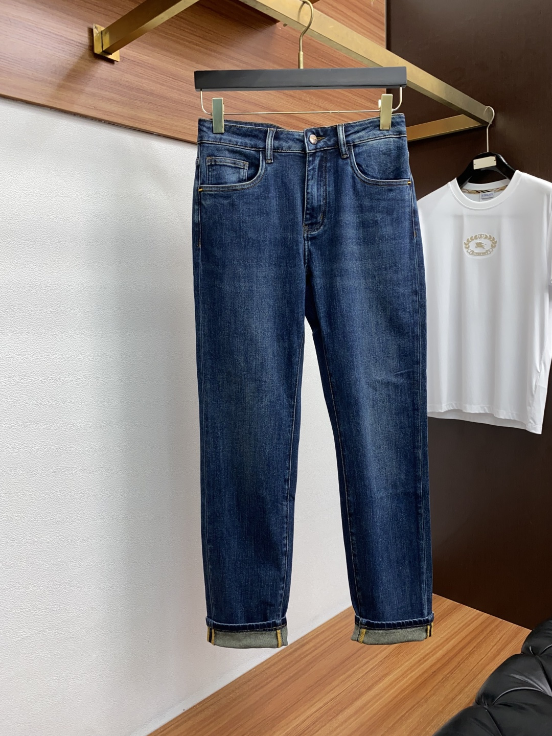 芬迪 2025SS秋冬 新品 原单男士修身牛仔休闲裤 纯血统品 G柜7000+ 每季必出的类型，无需质疑