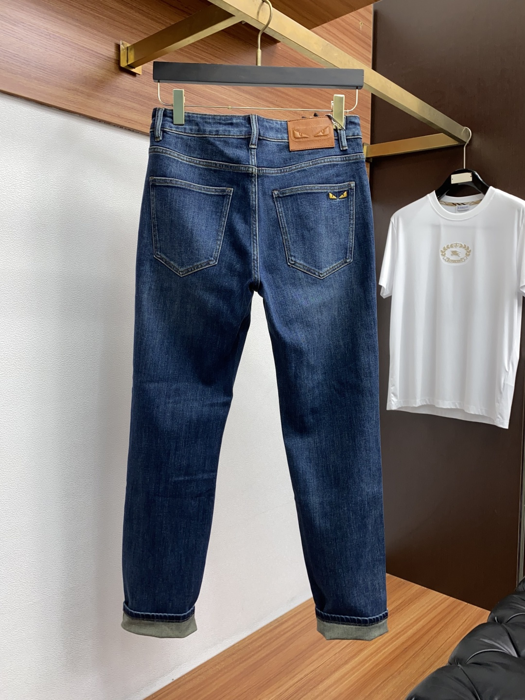 芬迪 2025SS秋冬 新品 原单男士修身牛仔休闲裤 纯血统品 G柜7000+ 每季必出的类型，无需质疑