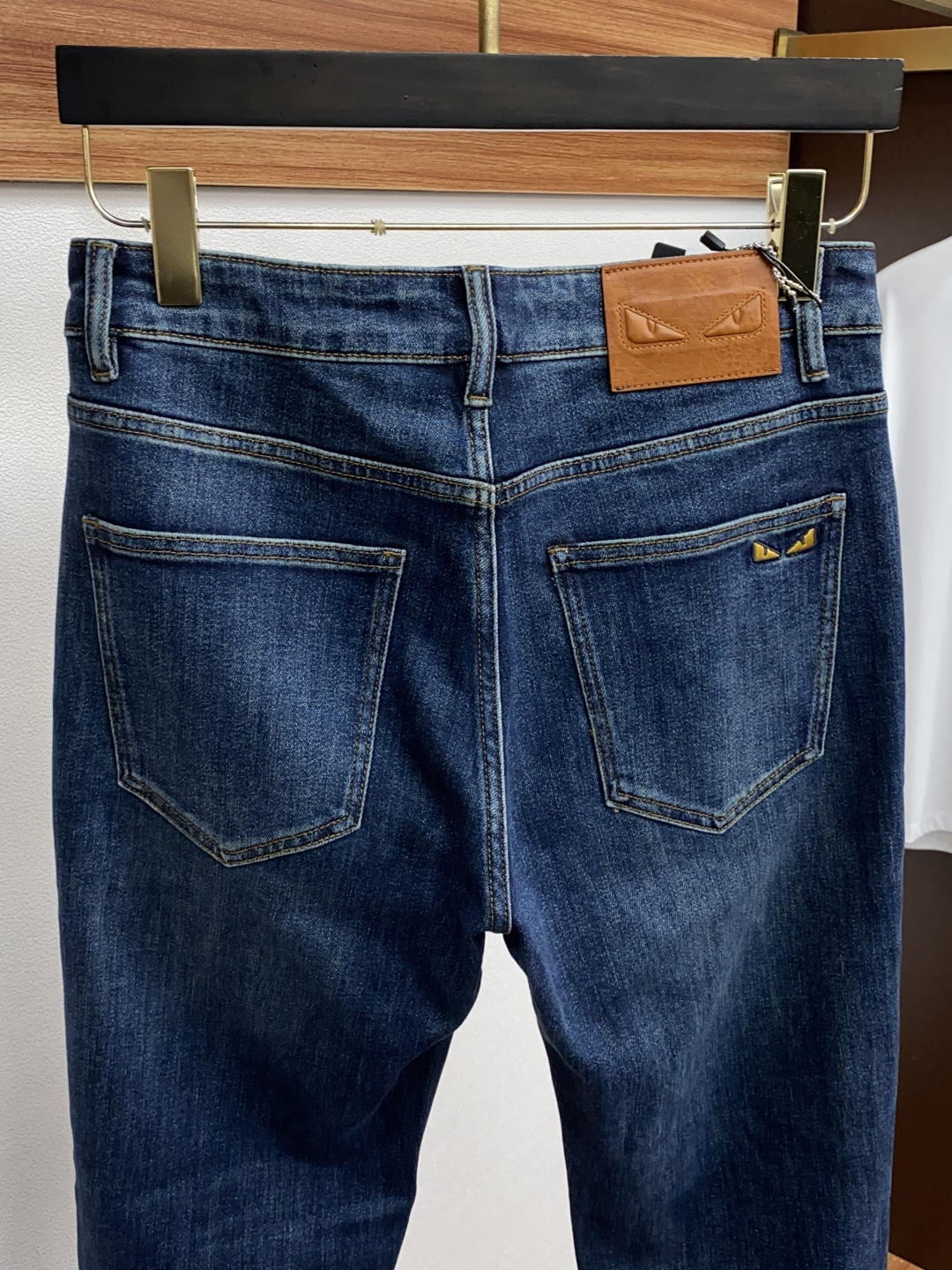 芬迪 2025SS秋冬 新品 原单男士修身牛仔休闲裤 纯血统品 G柜7000+ 每季必出的类型，无需质疑