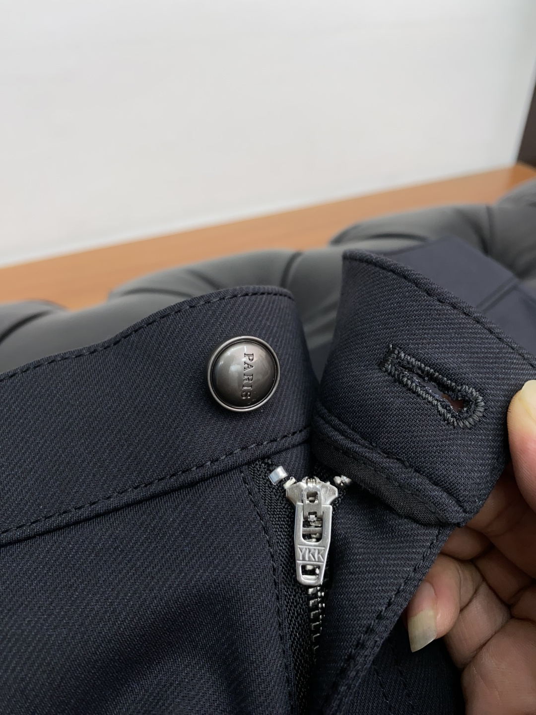 VT 25s秋冬新款 男士原单 休闲裤 裤 秋冬新款超柔软，弹力面料，复杂的手工艺叠加，任何一个洗水环节