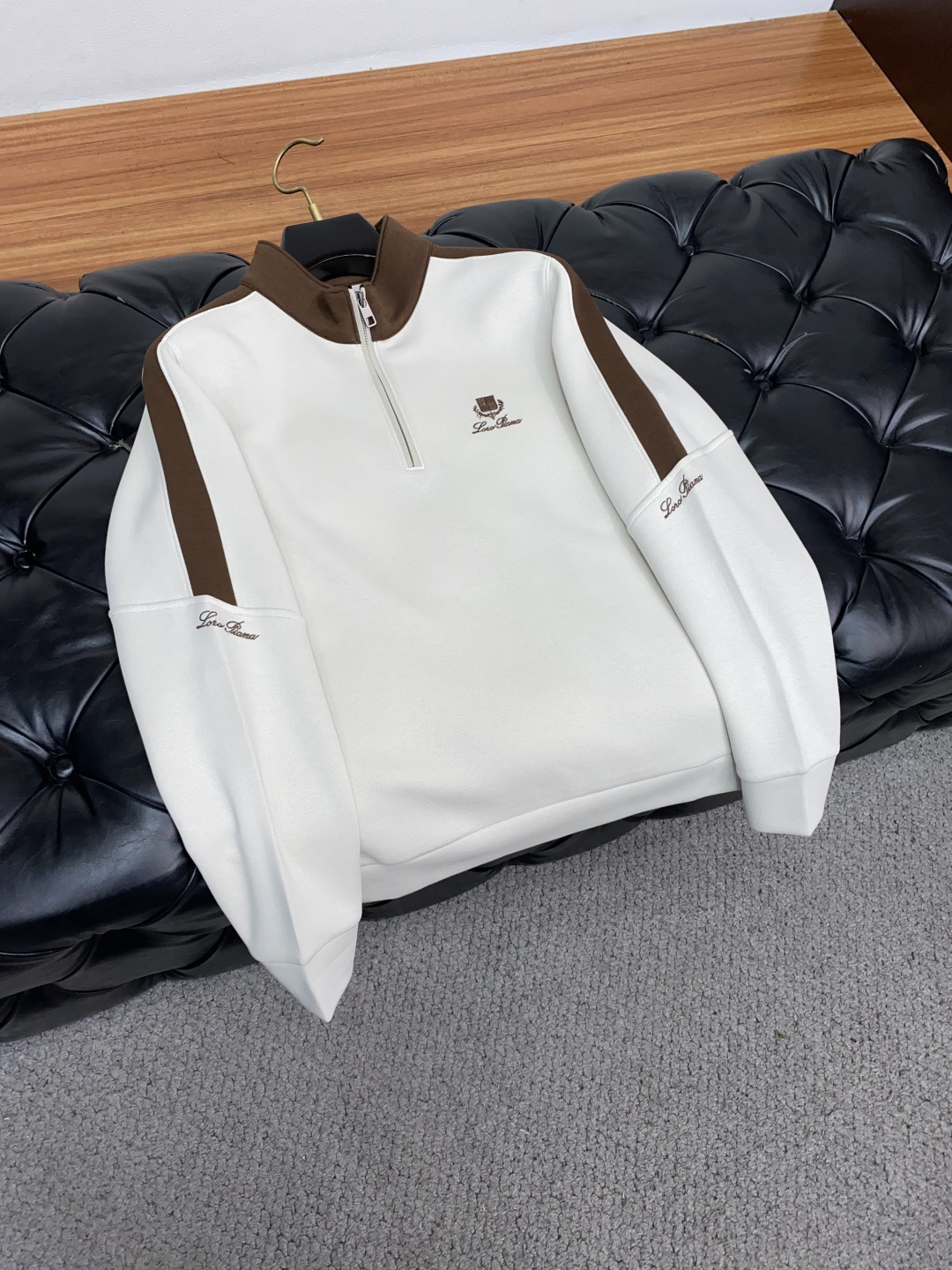 lP🆕 诺悠翩雅 25秋冬家族男士高端立领运动长袖卫衣，香港洋行渠道货，纯正血统品质，25年秋冬 新款，