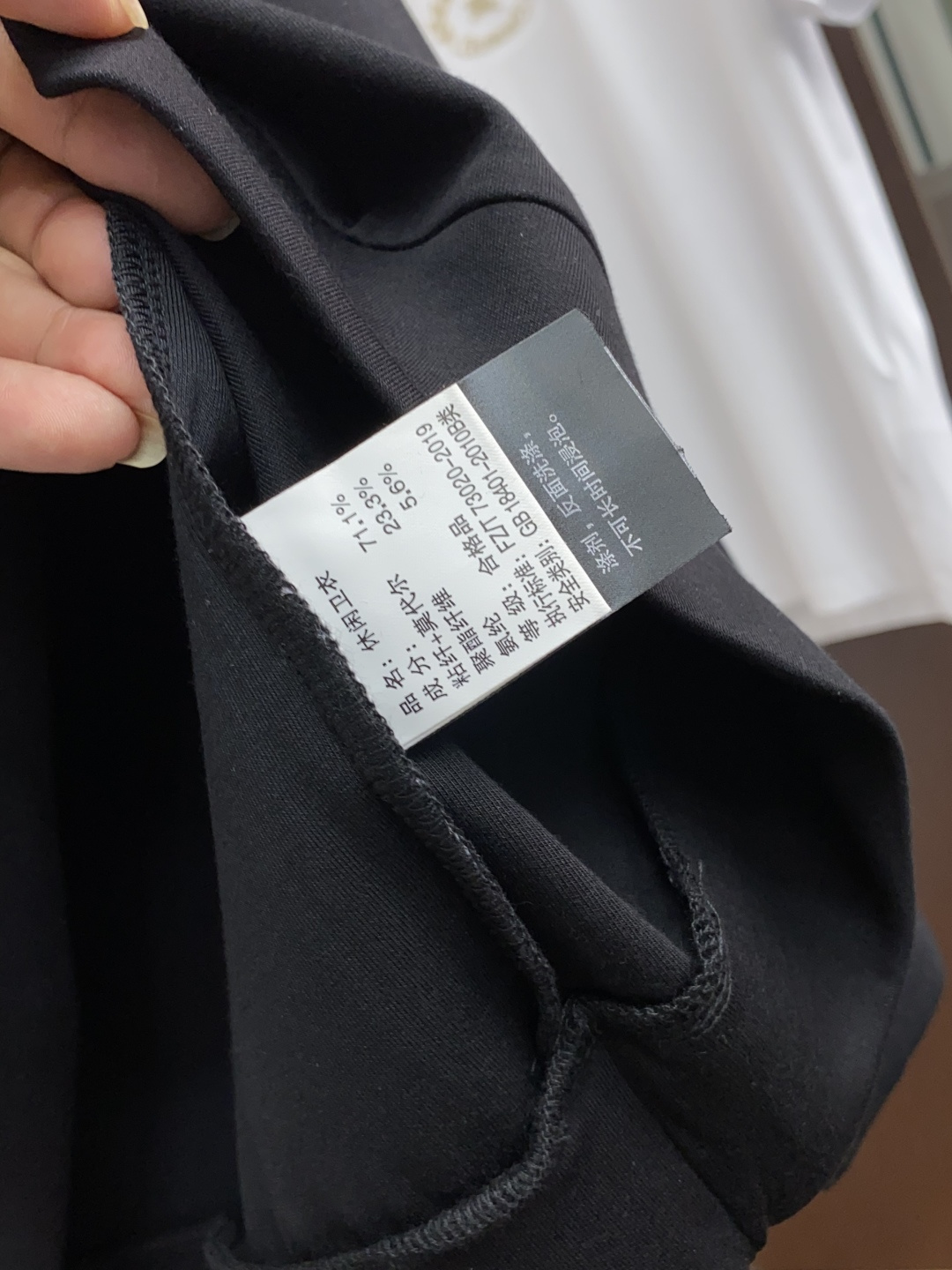 普拉达 25秋冬家族男士高端立领长袖卫衣，香港洋行渠道货，纯正血统品质，25年秋冬 新款，经典王牌系列！