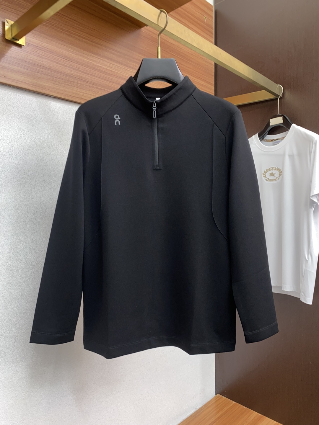 on 昂跑 25秋冬家族男士高端立领长袖卫衣，香港洋行渠道货，纯正血统品质，25年秋冬 新款，经典王牌系