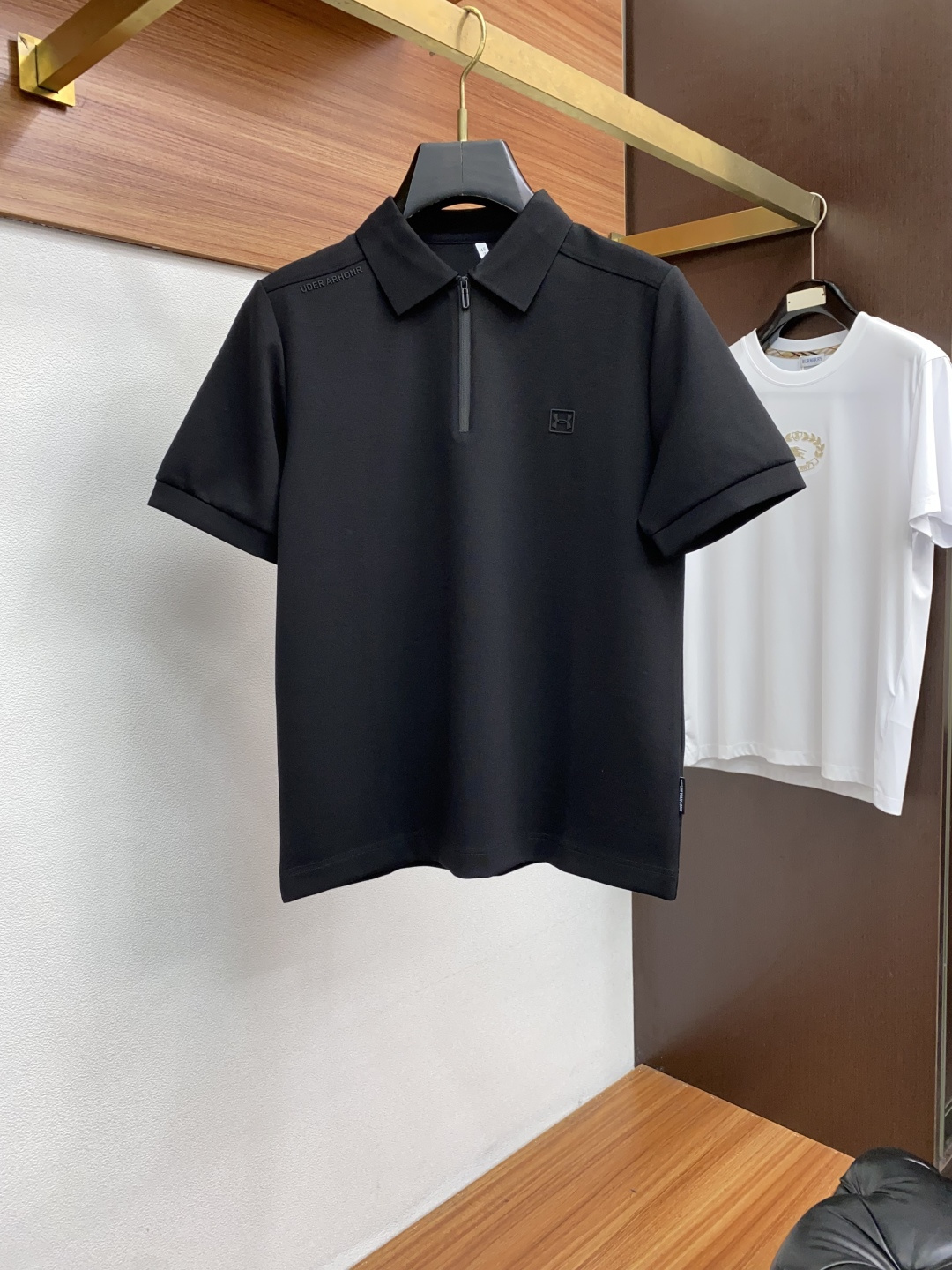 安德玛 男士高端简约翻领精纺莫代尔短袖Polo衫 ，香港洋行渠道货，纯正血统品质，25年秋冬 新款，经典