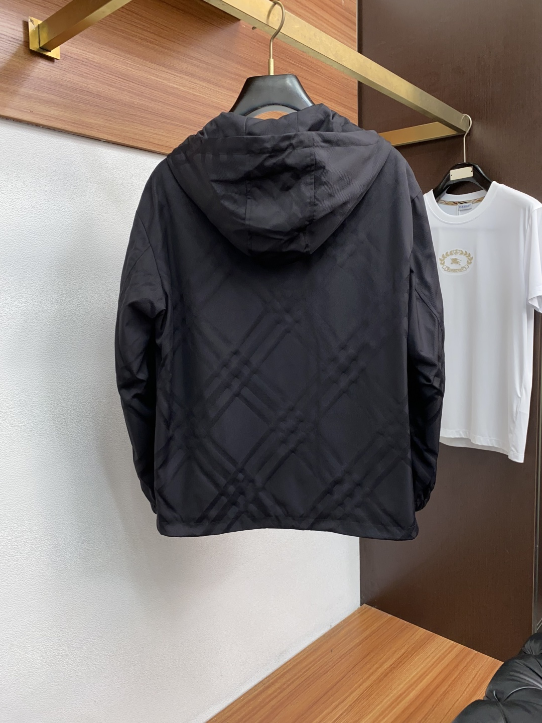 巴宝莉 2025年秋冬新款 官网 高端原厂代工出品，官方经典王牌单品！最新夹克外套 多明星穿搭示范款！！