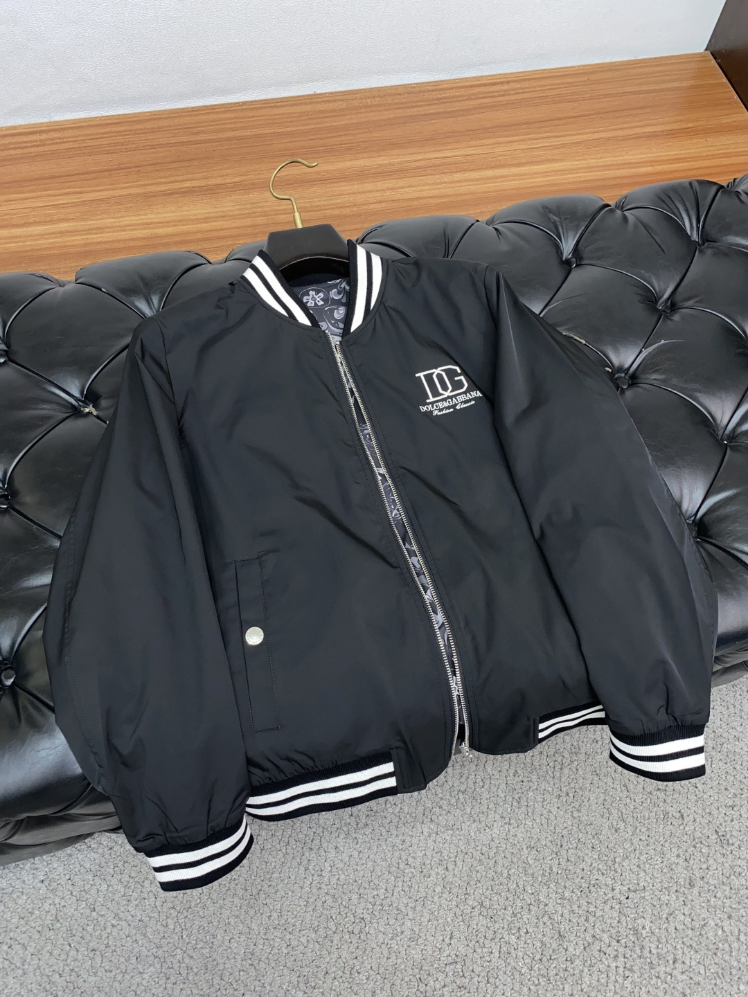 DG 2025年秋冬新款 官网 高端原厂代工出品，官方经典王牌单品！最新双面夹克外套 多明星穿搭示范款！