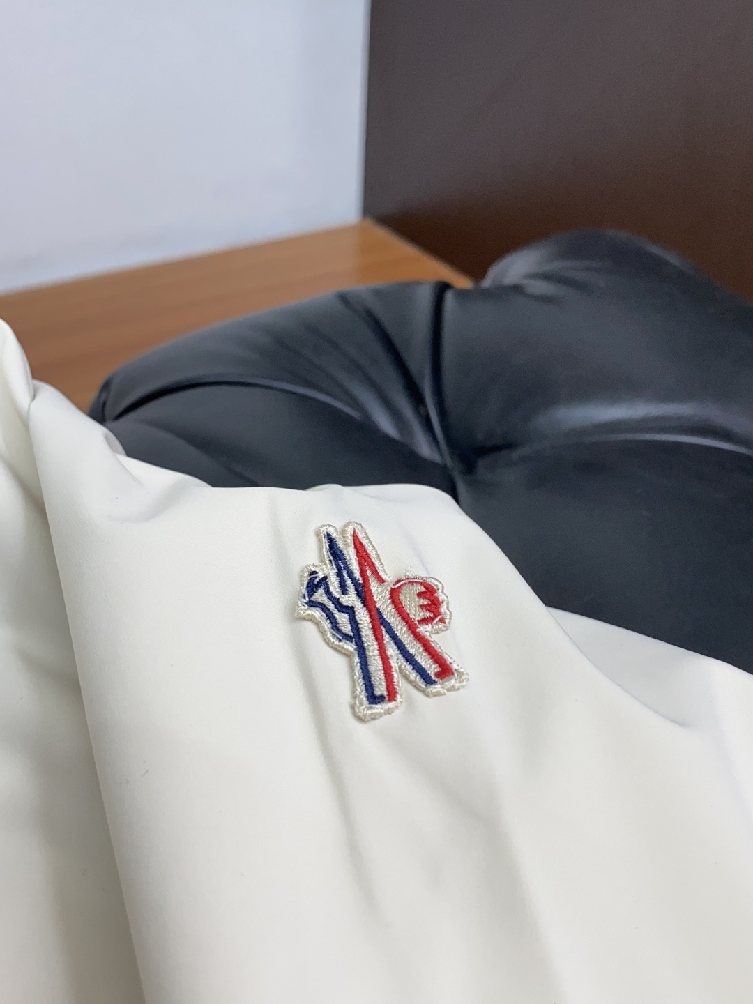 蒙口 2025年秋冬新款 官网 高端原厂代工出品，官方经典王牌单品！最新夹克外套 多明星穿搭示范款！！新