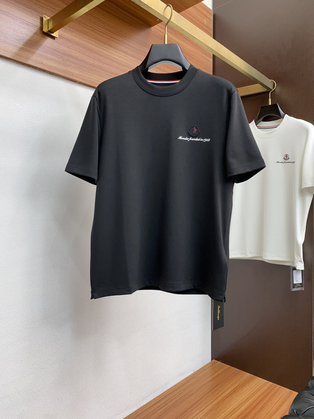 蒙口 2025秋冬新款.加厚打底单穿短袖T袖卫衣 订制320莫代尔空气层加厚面料.前后工艺细节特别好，高