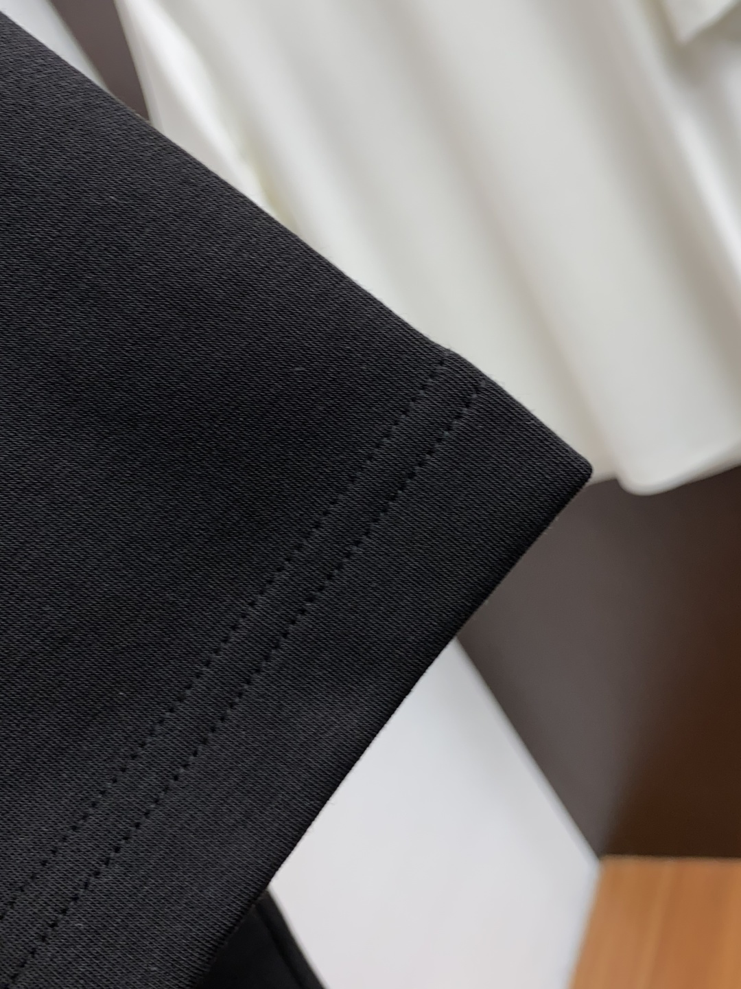 蒙口 2025秋冬新款.加厚打底单穿短袖T袖卫衣 订制320莫代尔空气层加厚面料.前后工艺细节特别好，高