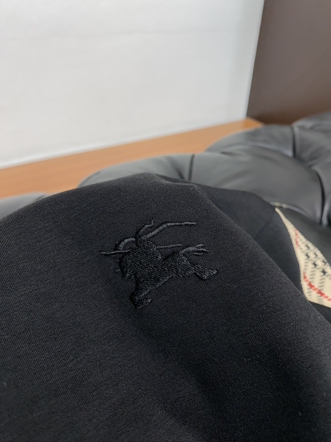 巴宝莉 2025秋冬新款.加厚打底单穿短袖T袖卫衣 订制320莫代尔空气层加厚面料.前后工艺细节特别好，