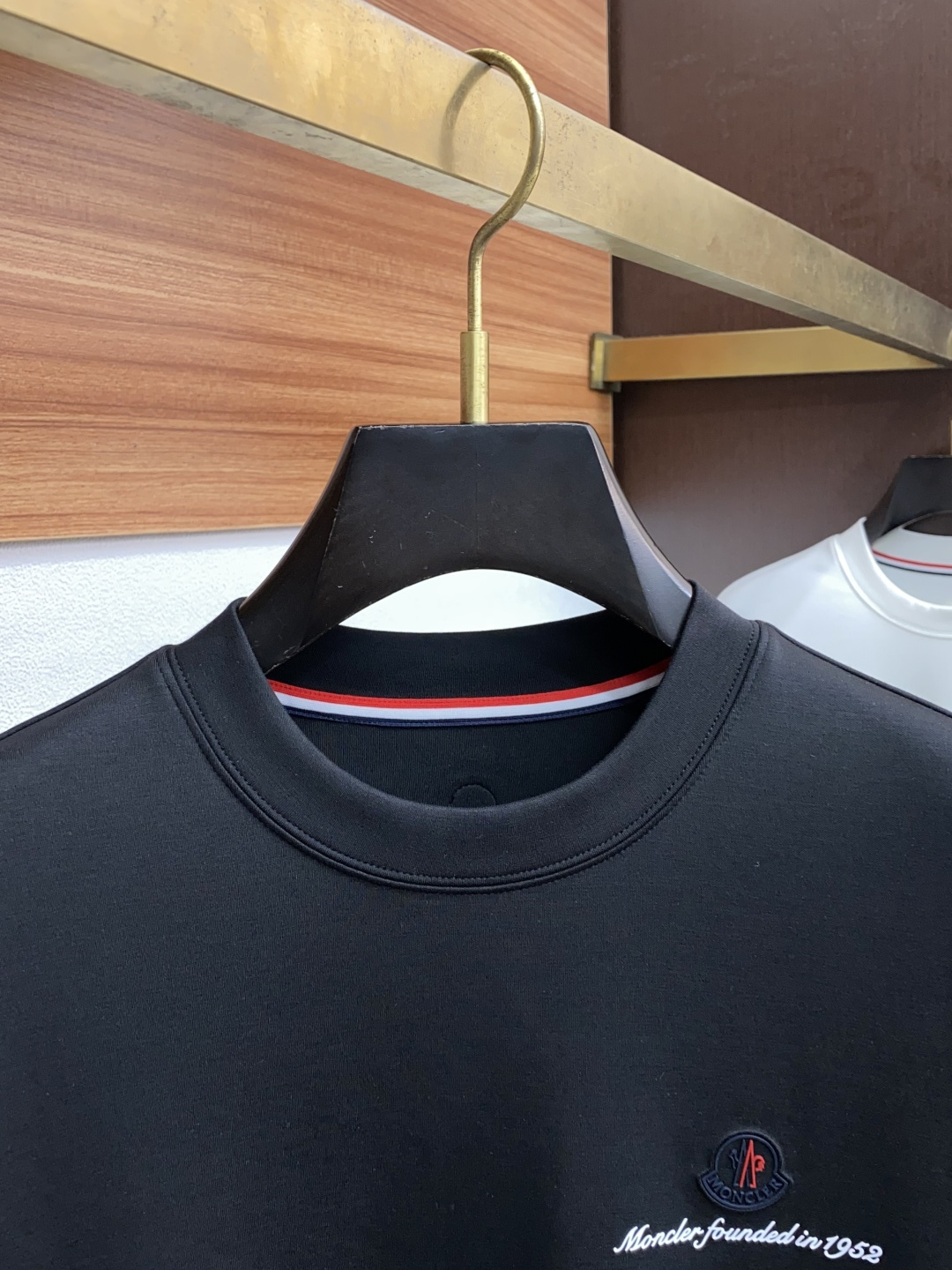 蒙口 2025秋冬新款.加厚打底单穿短袖T袖卫衣 订制320莫代尔空气层加厚面料.前后工艺细节特别好，高