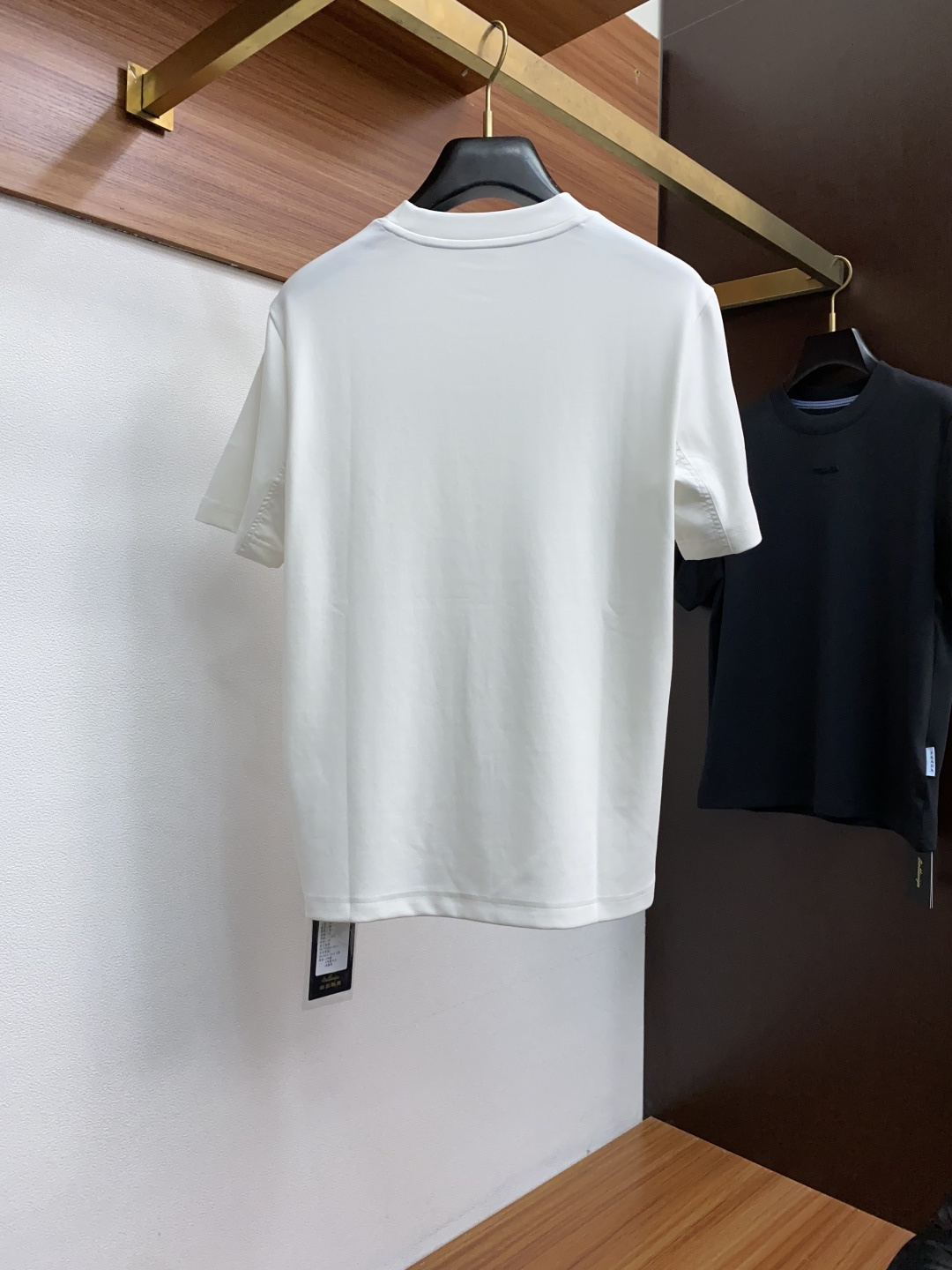 普拉达 2025秋冬新款.加厚打底单穿短袖T袖卫衣 订制320克高密莫代尔空气层加厚面料.前后工艺细节特
