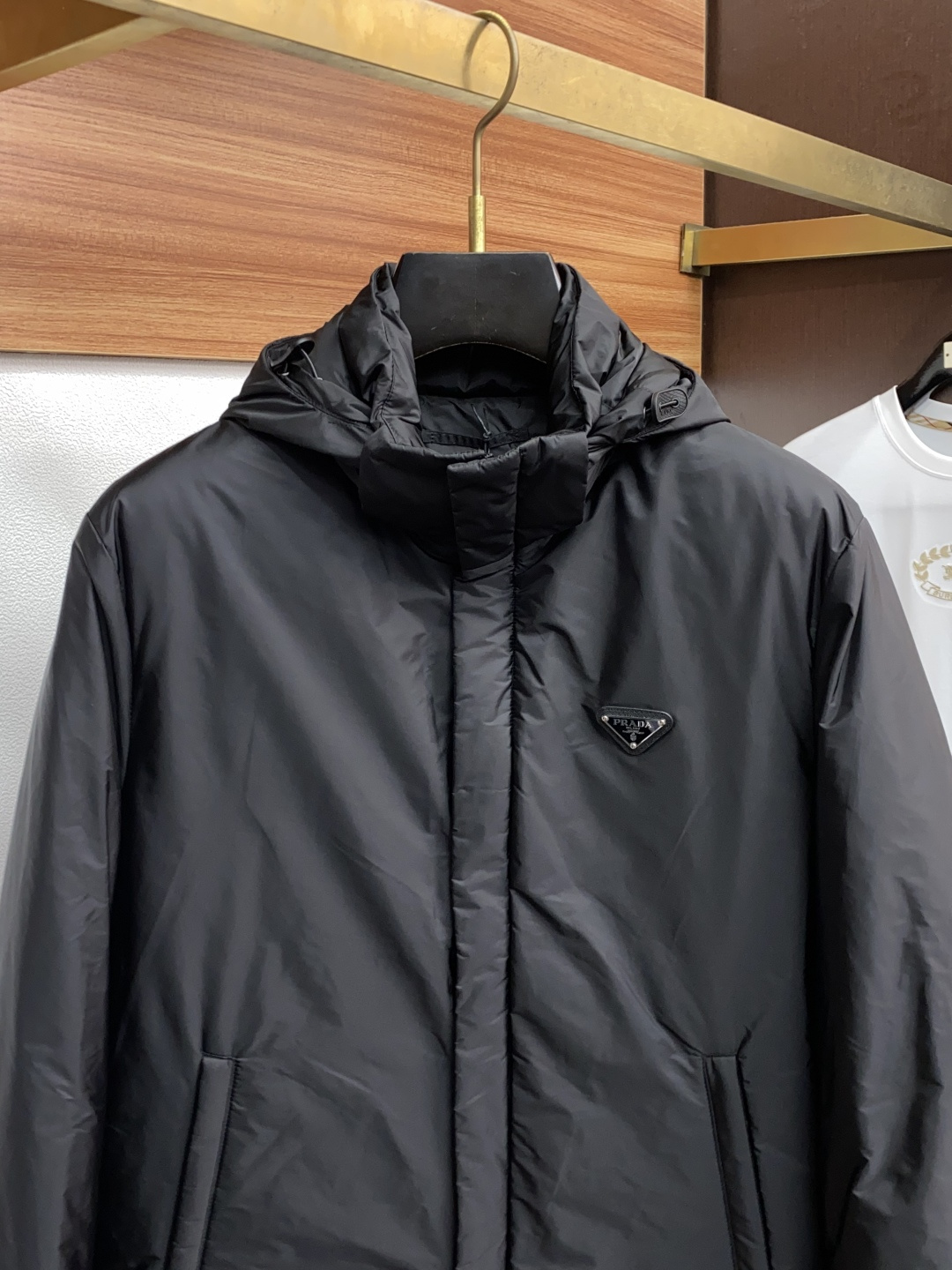 🌾 普拉达 2025秋冬新款🆕羽绒服 原版1:1订制五金配件全进口原版定制 欢迎专柜对比 绝对的高品质 