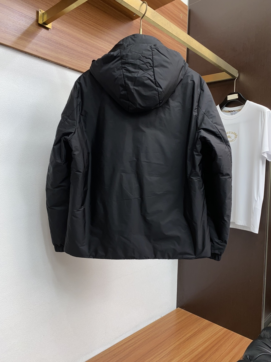 🌾 普拉达 2025秋冬新款🆕羽绒服 原版1:1订制五金配件全进口原版定制 欢迎专柜对比 绝对的高品质 