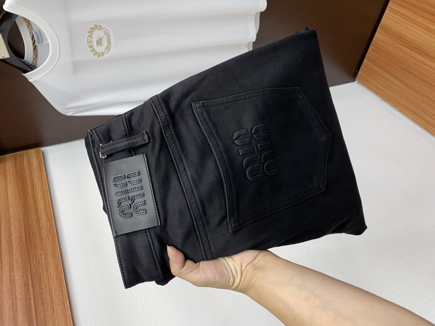 缪缪 2025SS秋冬 新品 原单男士修身牛仔休闲裤 纯血统品 G柜7000+ 每季必出的类型，无需质疑
