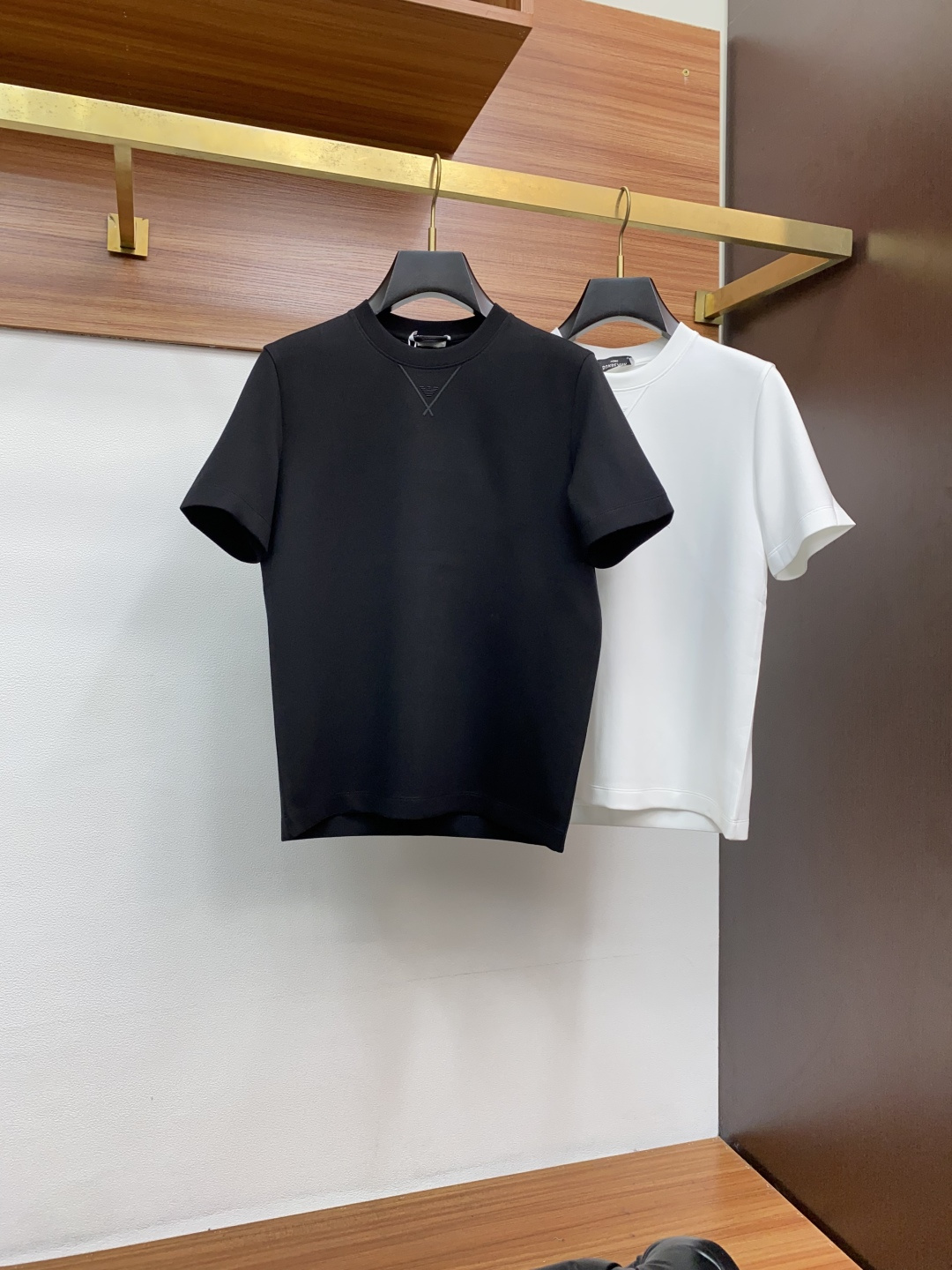 阿玛尼 25秋冬家族男士高端简约圆领加厚空气棉短袖 卫衣，香港洋行渠道货，纯正血统品质，25年秋冬 新款