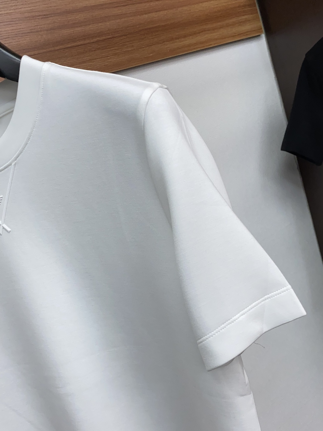 阿玛尼 25秋冬家族男士高端简约圆领加厚空气棉短袖 卫衣，香港洋行渠道货，纯正血统品质，25年秋冬 新款