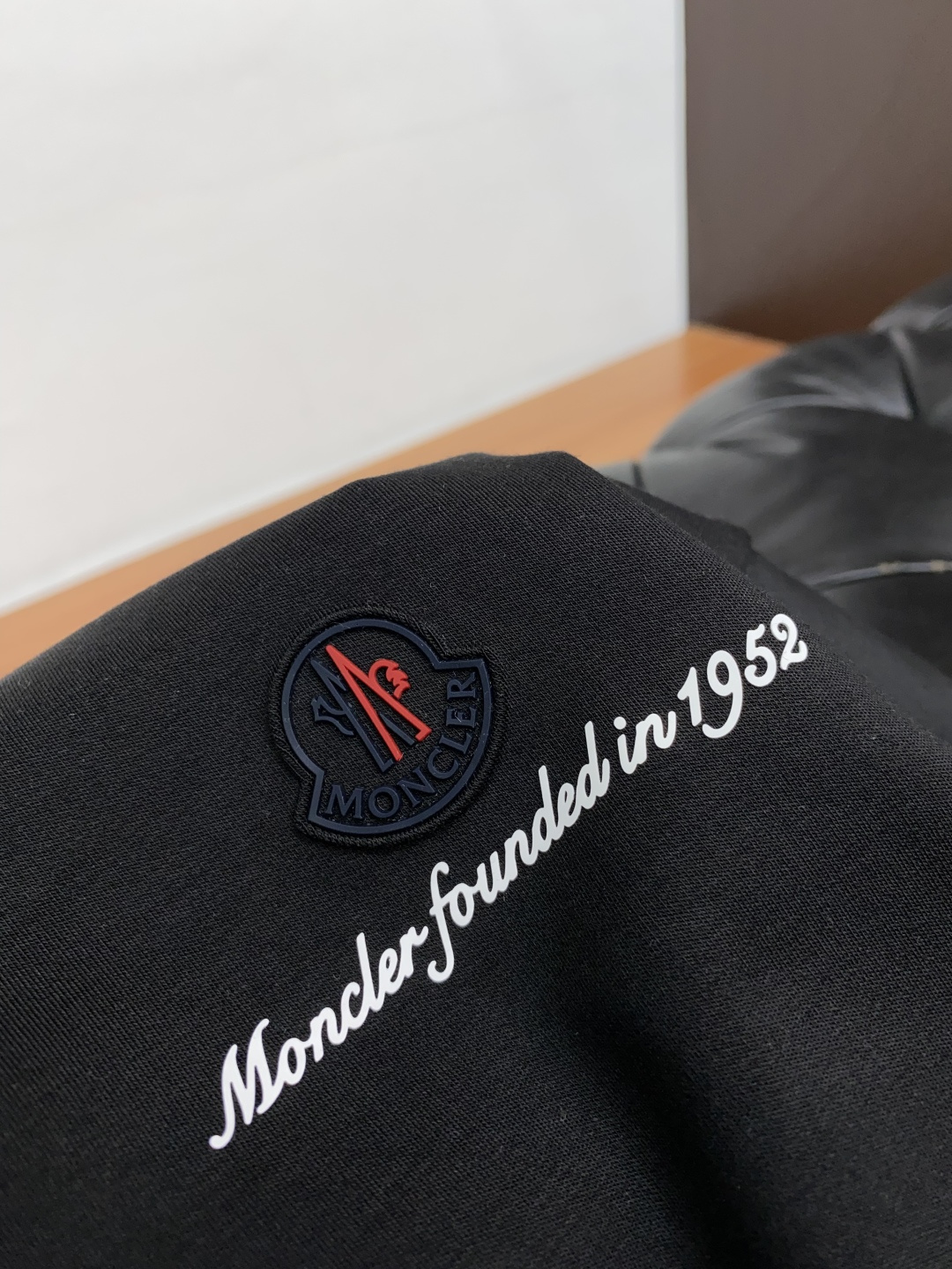 蒙口 2025秋冬新款.加厚打底单穿短袖T袖卫衣 订制320莫代尔空气层加厚面料.前后工艺细节特别好，高