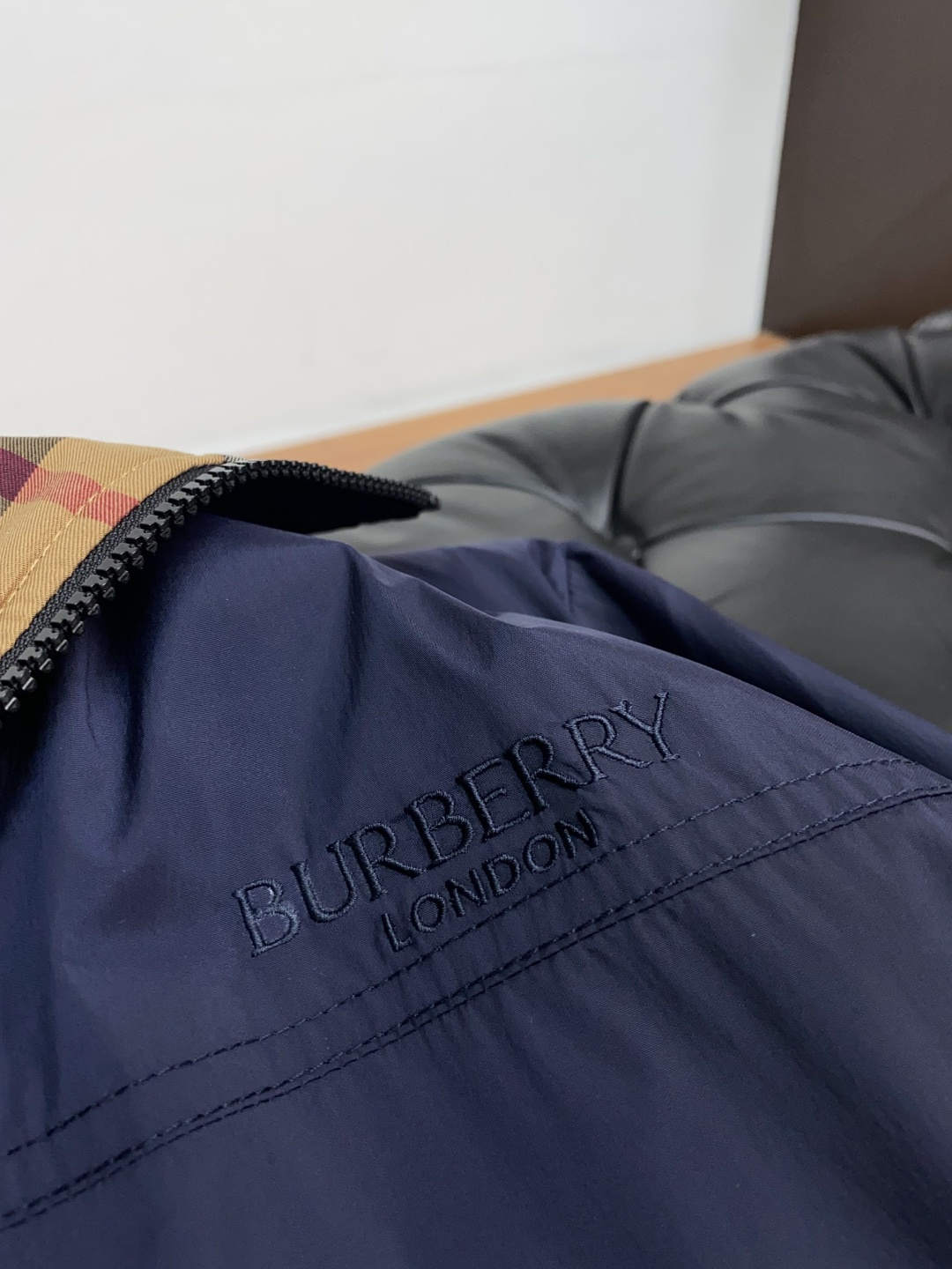 巴宝莉 2025年秋冬新款 官网 高端原厂代工出品，官方经典王牌单品！最新棉衣夹克外套 多明星穿搭示范款