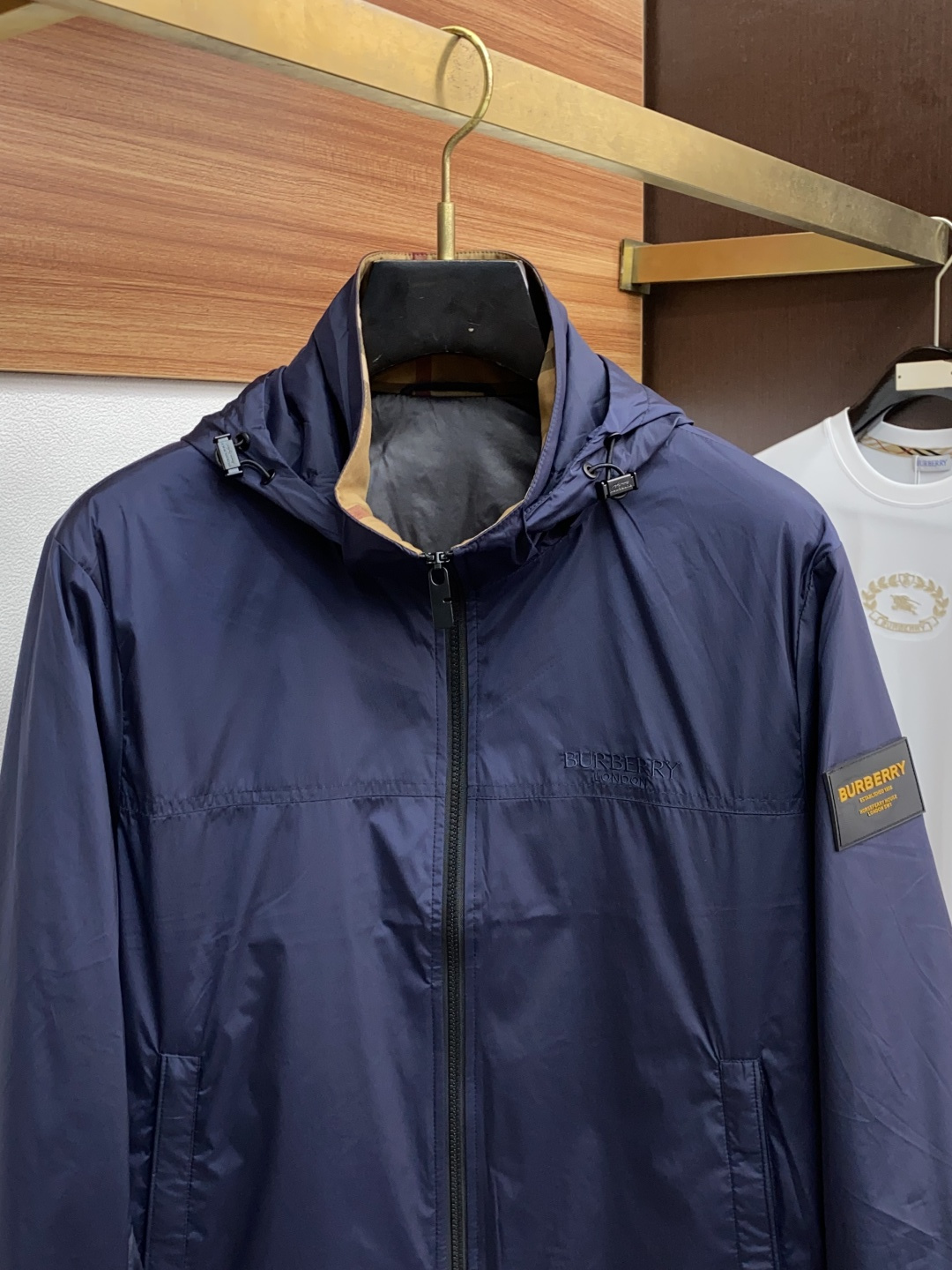 巴宝莉 2025年秋冬新款 官网 高端原厂代工出品，官方经典王牌单品！最新棉衣夹克外套 多明星穿搭示范款