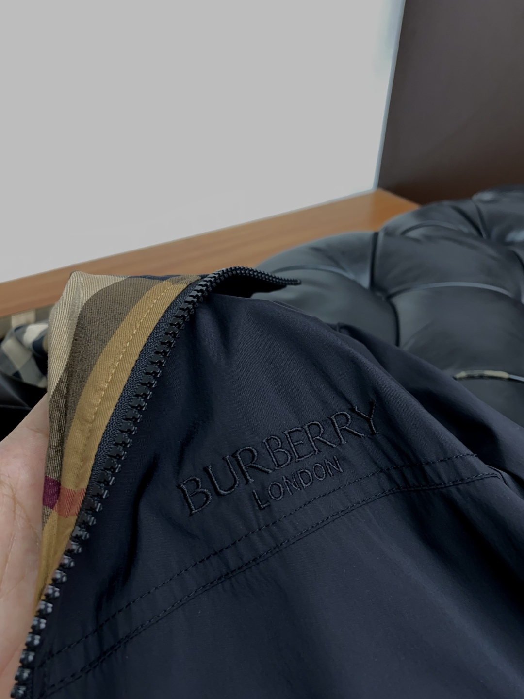 巴宝莉 2025年秋冬新款 官网 高端原厂代工出品，官方经典王牌单品！最新棉衣夹克外套 多明星穿搭示范款