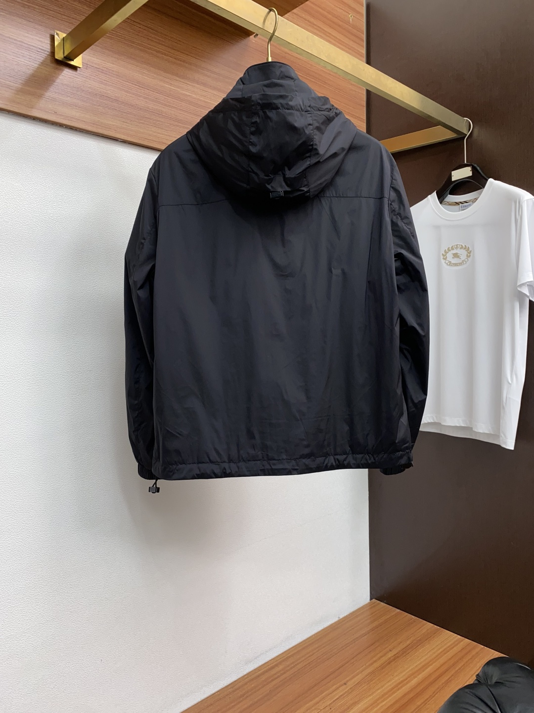 巴宝莉 2025年秋冬新款 官网 高端原厂代工出品，官方经典王牌单品！最新棉衣夹克外套 多明星穿搭示范款