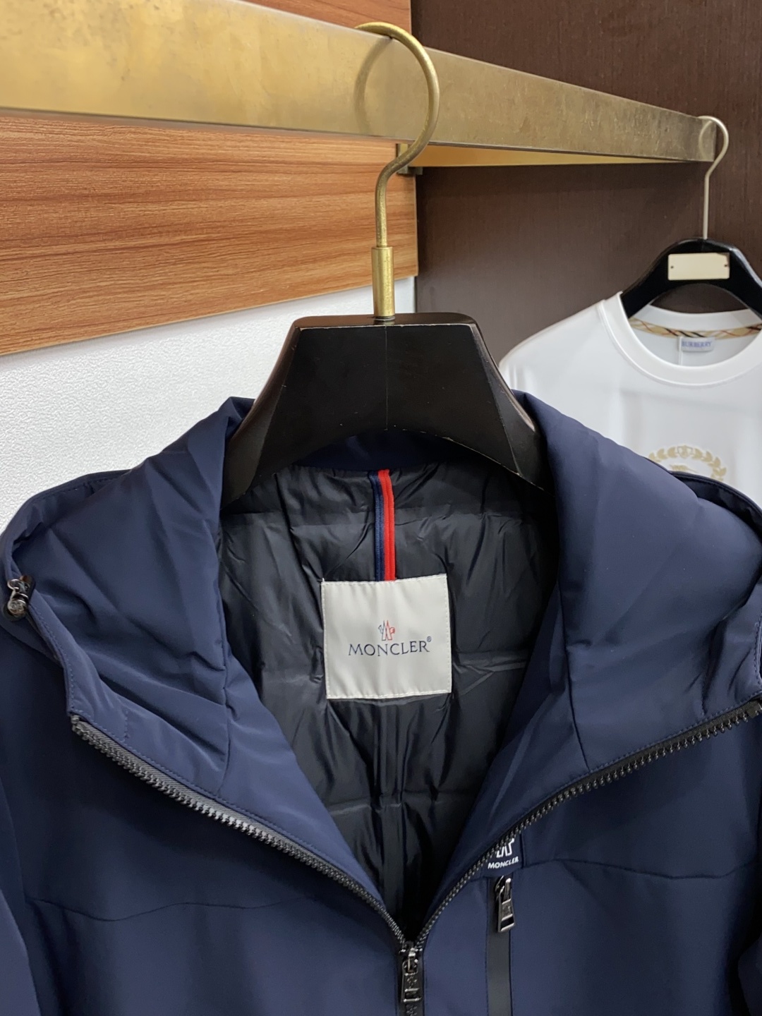 蒙口 羽绒服 2025年秋冬新款 官网 高端原厂代工出品,官方经典王牌单品!最新夹克外套 多明星穿搭示范