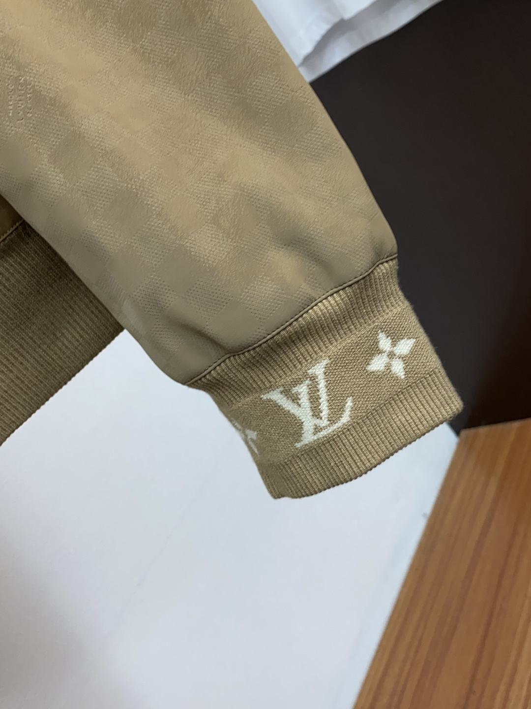 1v路易威登 2025年秋冬新款 官网 高端原厂代工出品，官方经典王牌单品！最新夹克双面外套 多明星穿搭