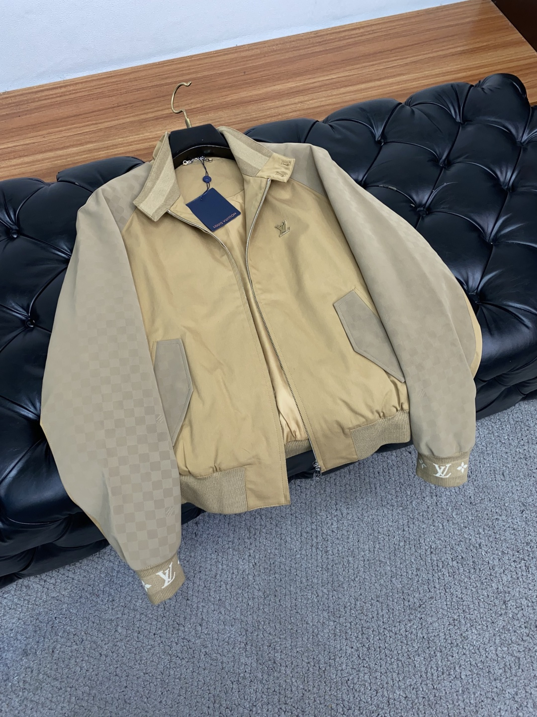 1v路易威登 2025年秋冬新款 官网 高端原厂代工出品，官方经典王牌单品！最新夹克双面外套 多明星穿搭