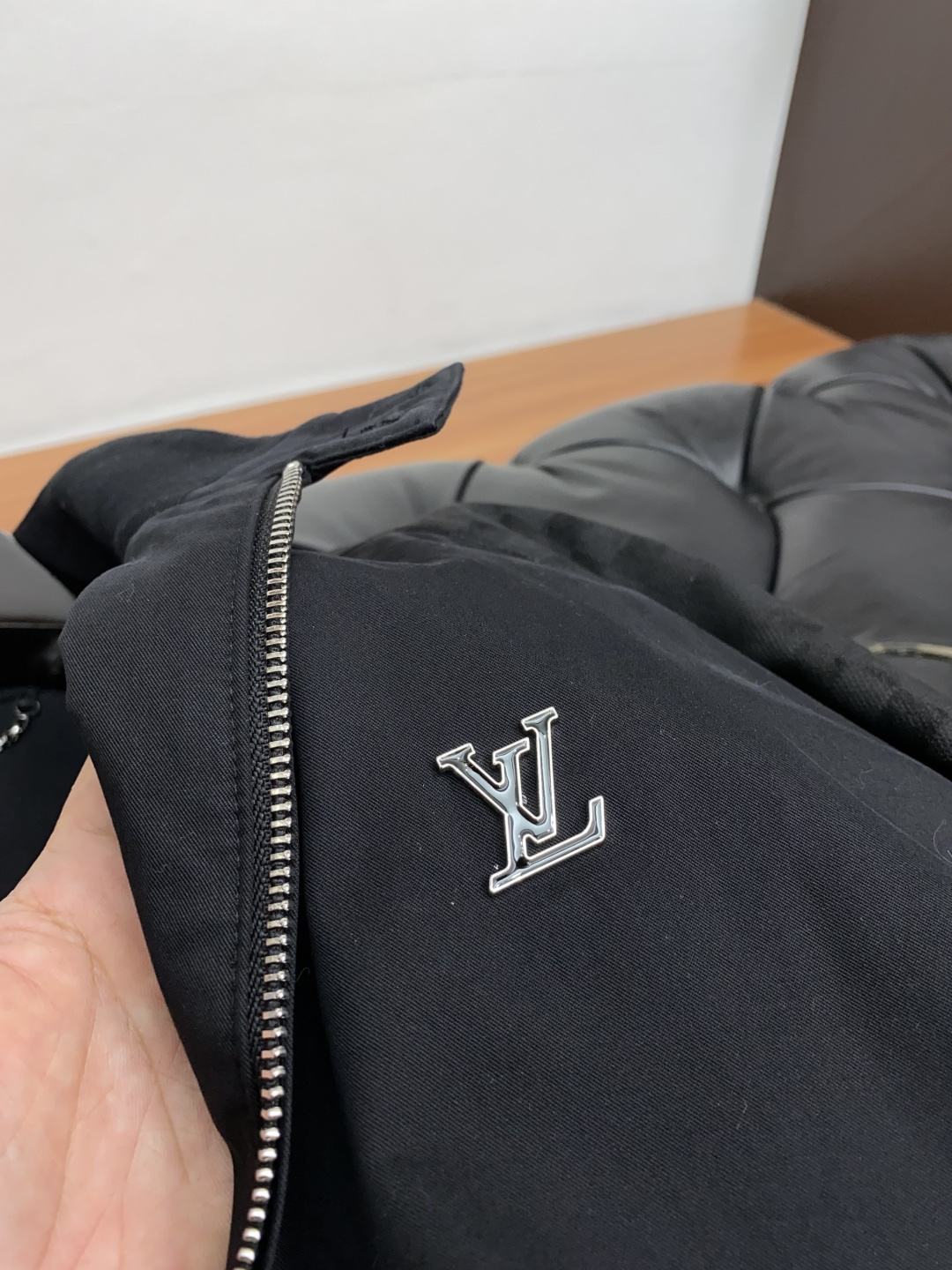 1v路易威登 2025年秋冬新款 官网 高端原厂代工出品，官方经典王牌单品！最新夹克双面外套 多明星穿搭