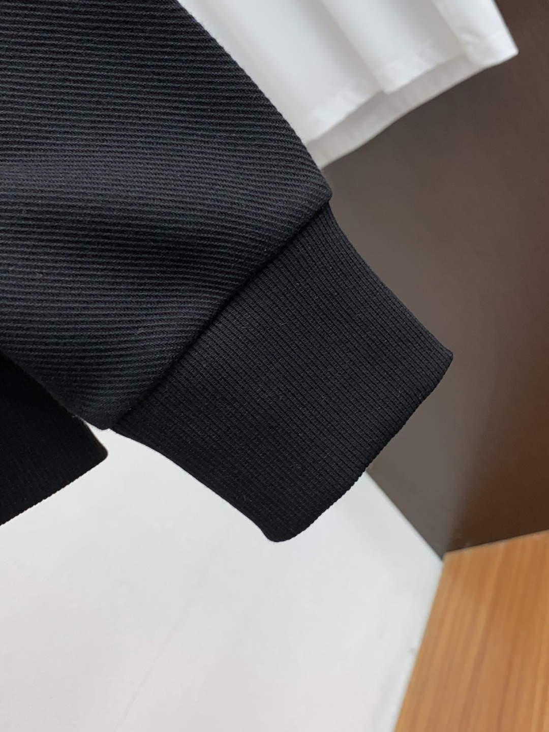 TB 重磅推荐！2025秋冬新款 专柜同步 时尚经典基础款本色秋冬必备款 拉链纯棉卫衣 精致简洁大方色织