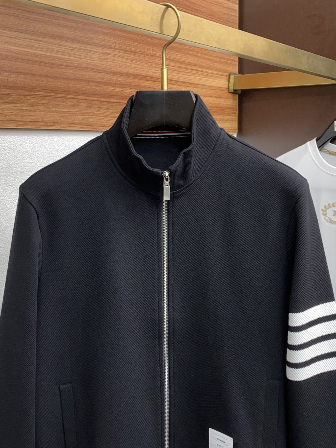 TB 重磅推荐！2025秋冬新款 专柜同步 时尚经典基础款本色秋冬必备款 拉链纯棉卫衣 精致简洁大方色织