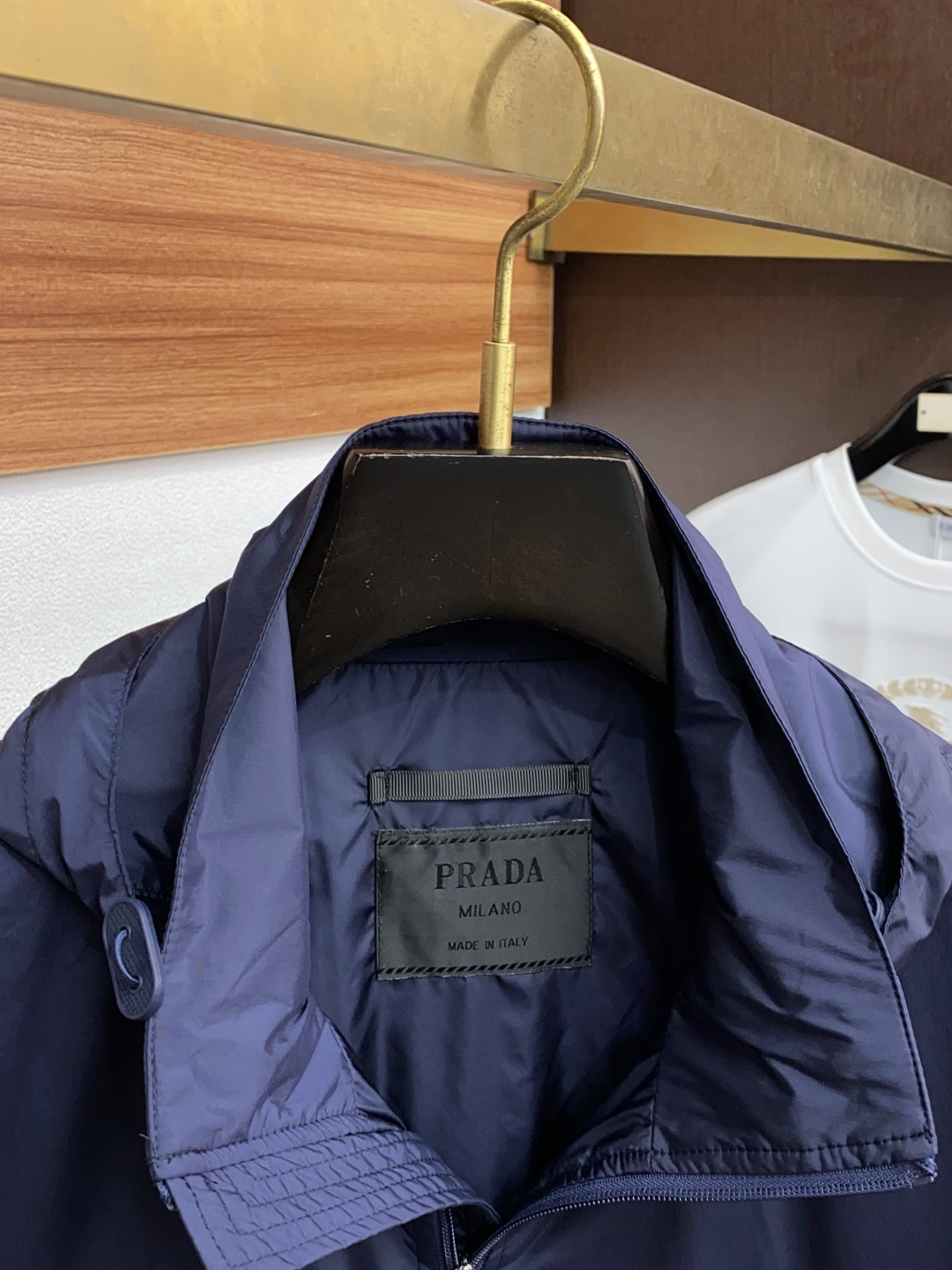 普拉达 2025年秋冬新款 官网 高端原厂代工出品，官方经典王牌单品！最新棉衣夹克外套 多明星穿搭示范款