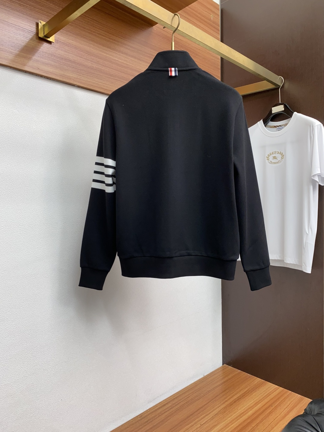 TB 重磅推荐！2025秋冬新款 专柜同步 时尚经典基础款本色秋冬必备款 拉链纯棉卫衣 精致简洁大方色织