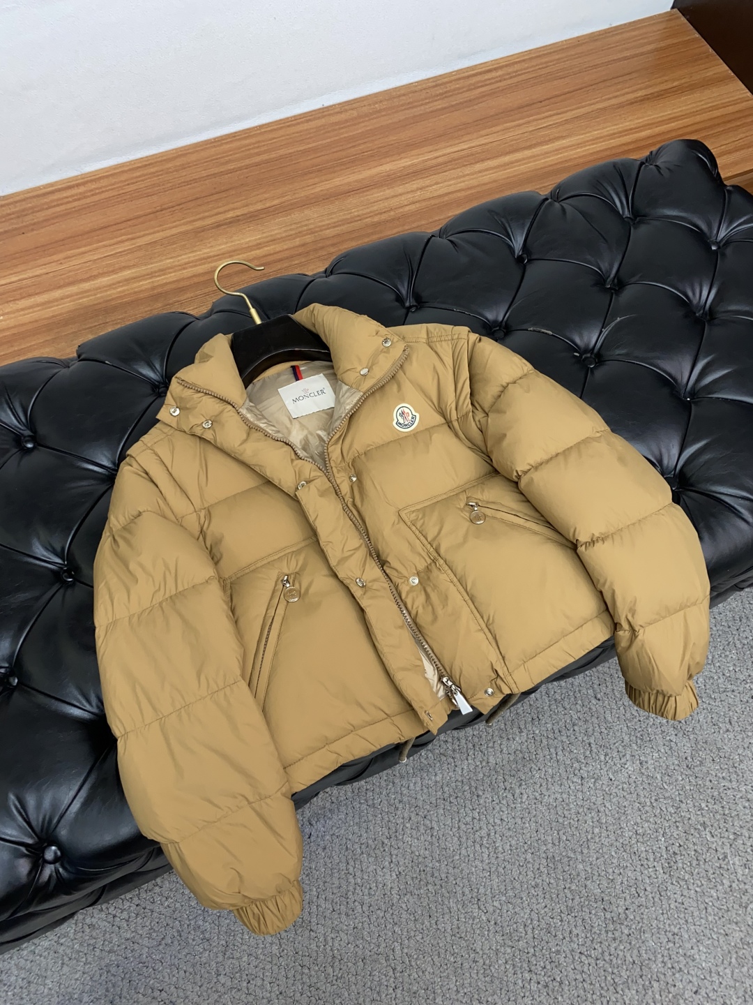 女款 蒙口 秋冬新款羽绒服 原版1:1订制五金配件全进口原版定制 欢迎专柜对比 绝对的高品质 采用顶级9