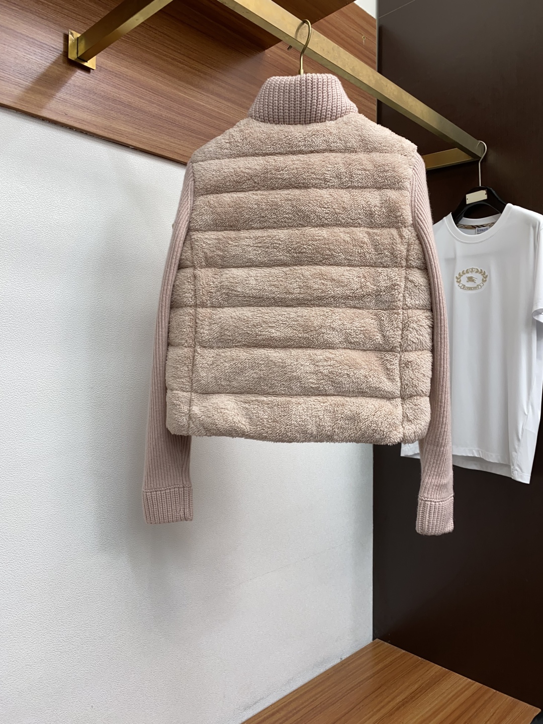 女款 蒙口 秋冬新款羽绒服 原版1:1订制五金配件全进口原版定制 欢迎专柜对比 绝对的高品质 采用顶级9