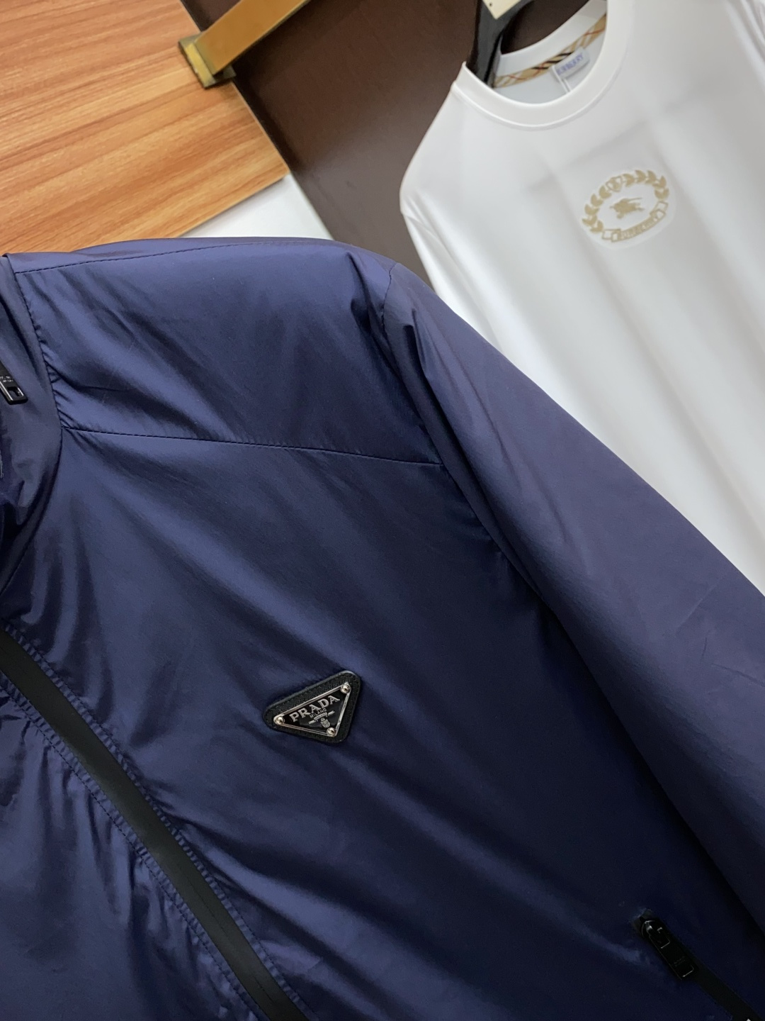 2025年秋冬新款 官网 高端原厂代工出品，官方经典王牌单品！最新棉衣夹克外套 多明星穿搭示范款！！新一