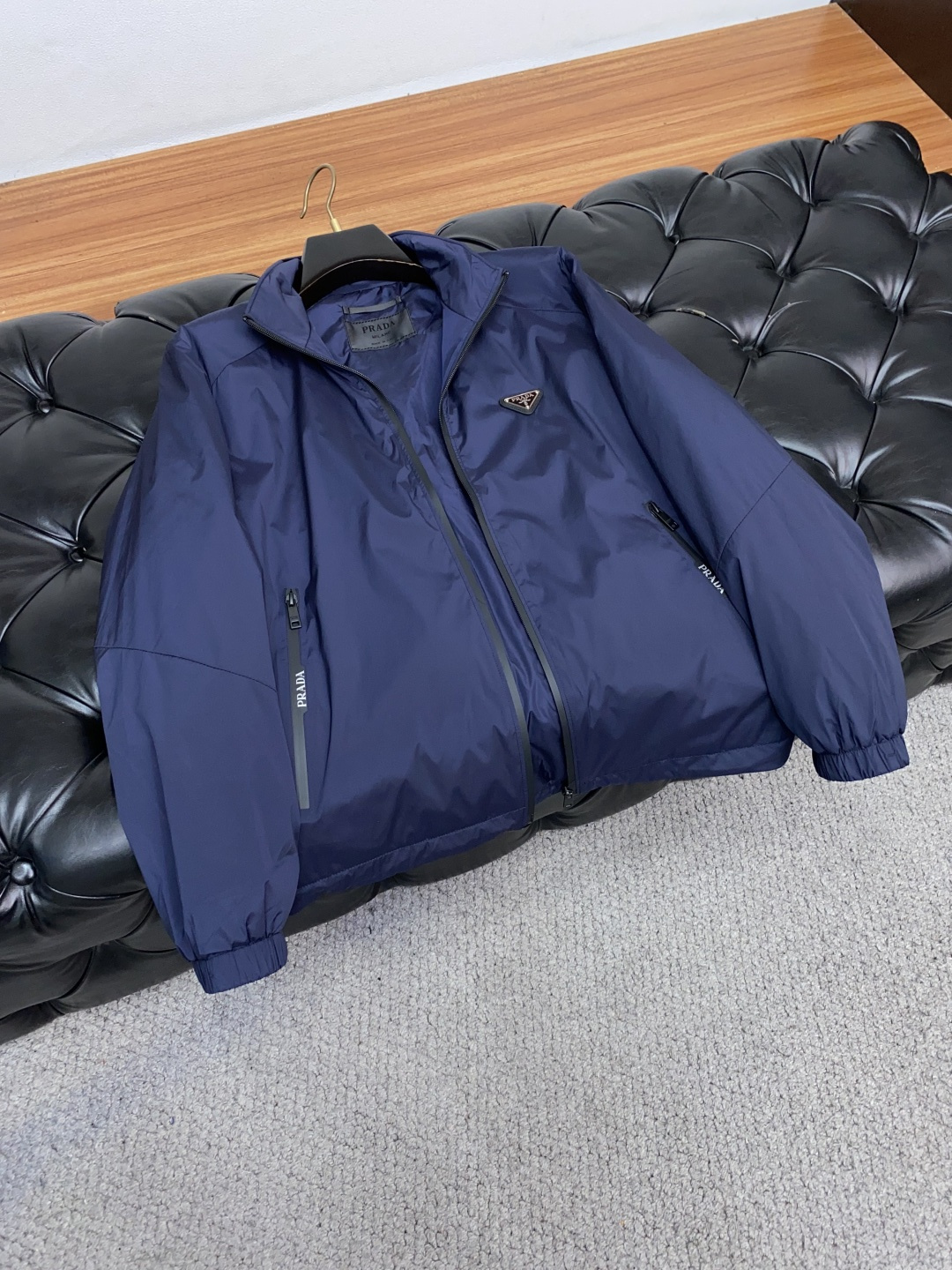 2025年秋冬新款 官网 高端原厂代工出品，官方经典王牌单品！最新棉衣夹克外套 多明星穿搭示范款！！新一