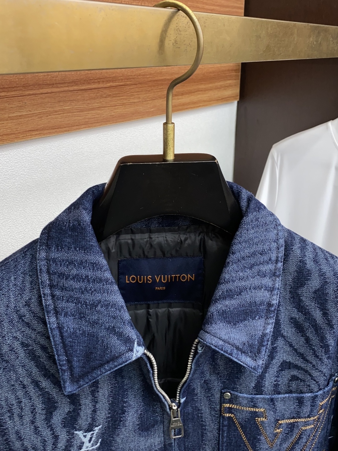 1v路易威登 2025年秋冬新款 羽绒服 官网 高端原厂代工出品,官方经典王牌单品!最新羽绒夹克外套 多