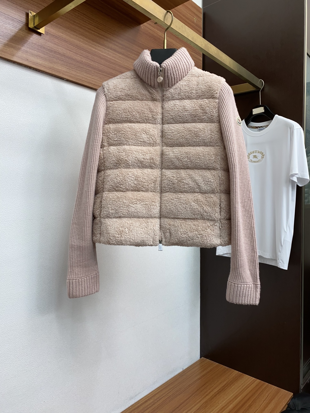 女款 蒙口 秋冬新款羽绒服 原版1:1订制五金配件全进口原版定制 欢迎专柜对比 绝对的高品质 采用顶级9