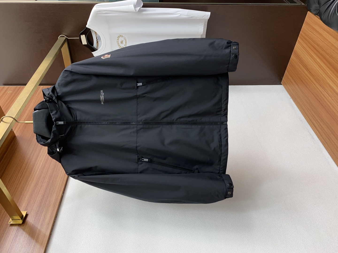 Moncler Lightweight Hooded Jacket | Windproof & Water-Resistant | Urban Style