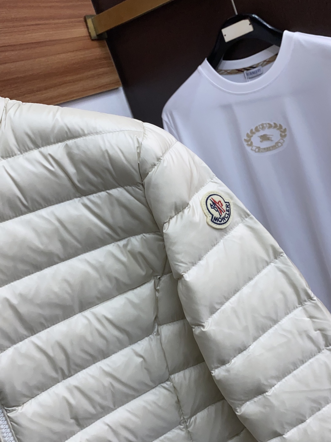 Moncler Women's Lightweight Down Jacket - Warm, Stylish, and Comfortable 5 cmp i1756541902909 1626 0 2
