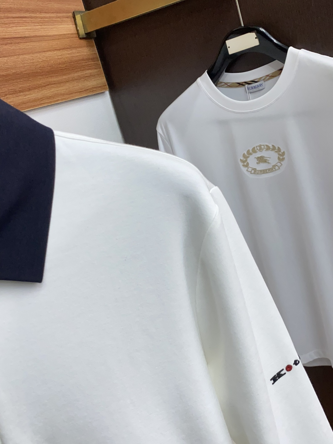 kiton 顶级品质 {醋酸羊绒系列} 专柜官网同步发售！辅料全部原版定制出品，贸易公司真品订单。高级定