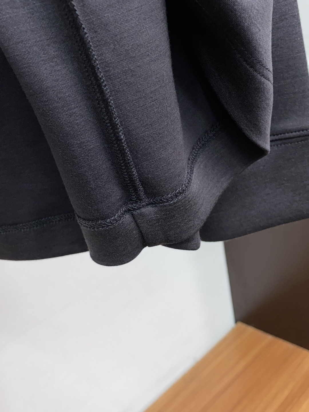 kiton 顶级品质 {醋酸羊绒系列} 专柜官网同步发售！辅料全部原版定制出品，贸易公司真品订单。高级定