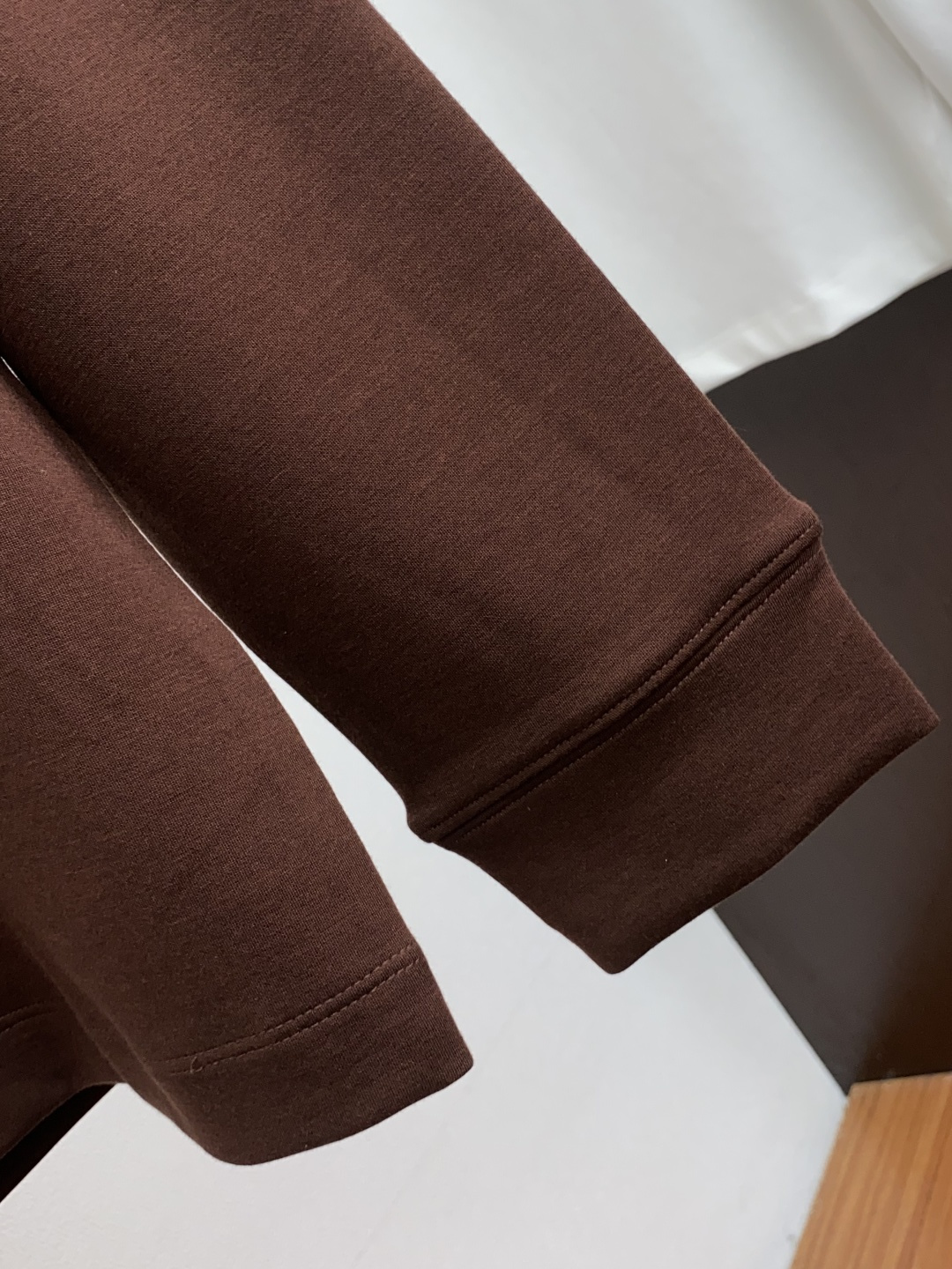 kiton 顶级品质 {醋酸羊绒系列} 专柜官网同步发售！辅料全部原版定制出品，贸易公司真品订单。高级定